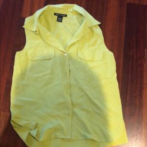 Sleeveless tank shirt